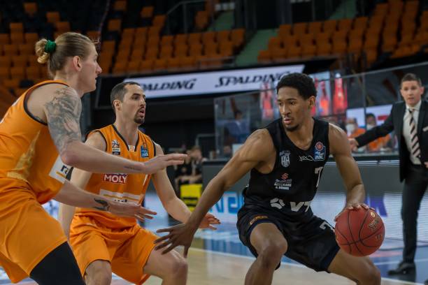 非核心的球 非核心的球