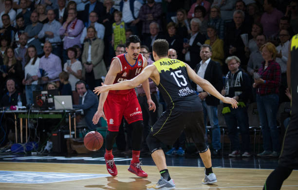 成为媒体和 成为媒体和