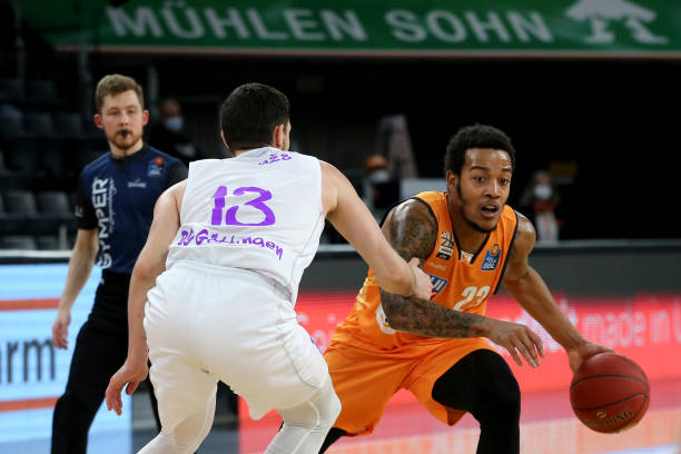 球迷和评论 球迷和评论