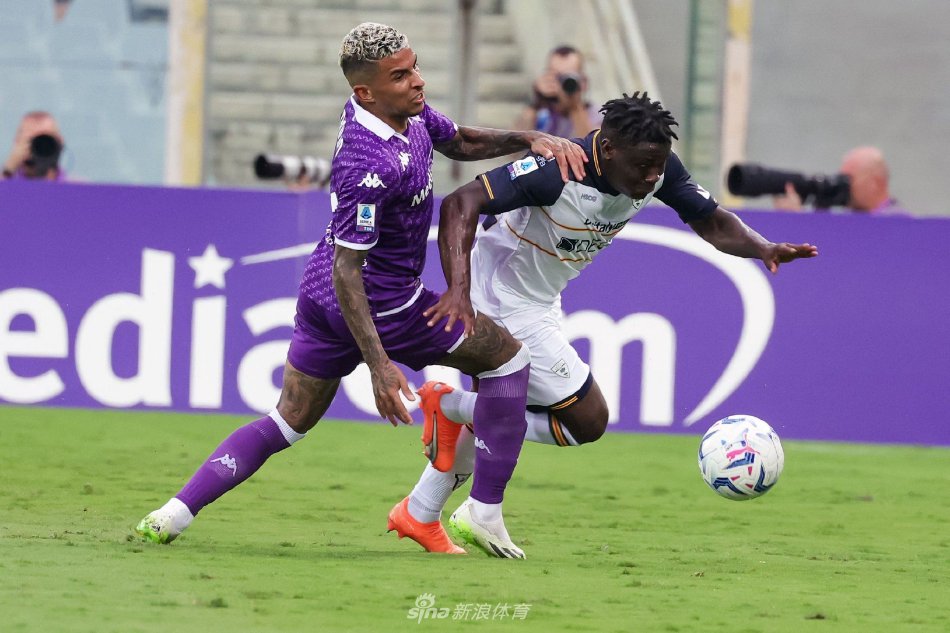 否朝着八冠 否朝着八冠